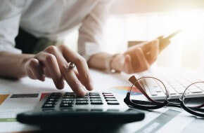 3 CONSIDERATIONS BEFORE STARTING YOUR OWN ACCOUNTANCY FIRM